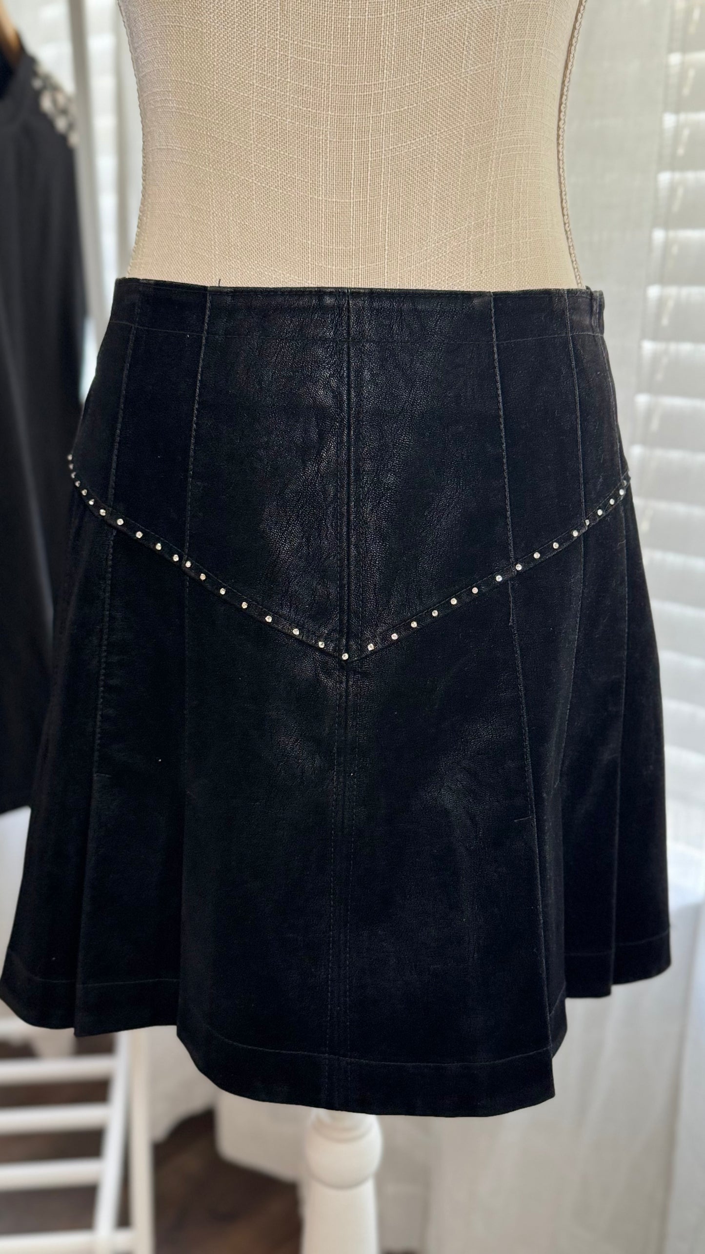 Mini Falda Velvet