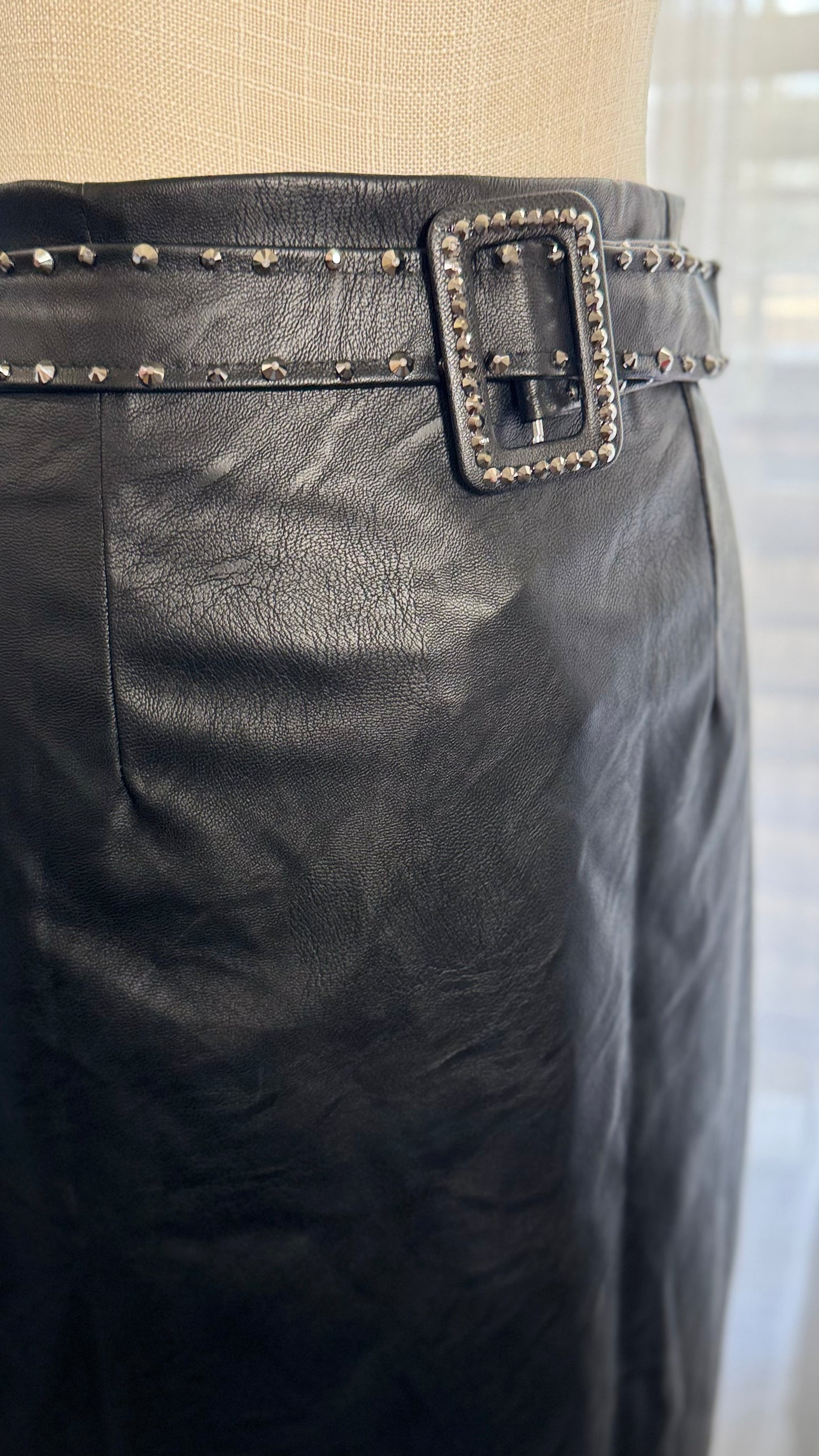 Falda Black Luxe